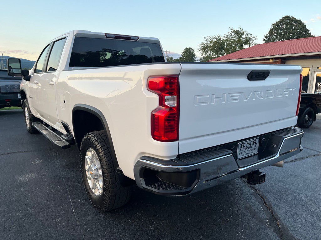 2023 Chevrolet Silverado 1500 Image 4