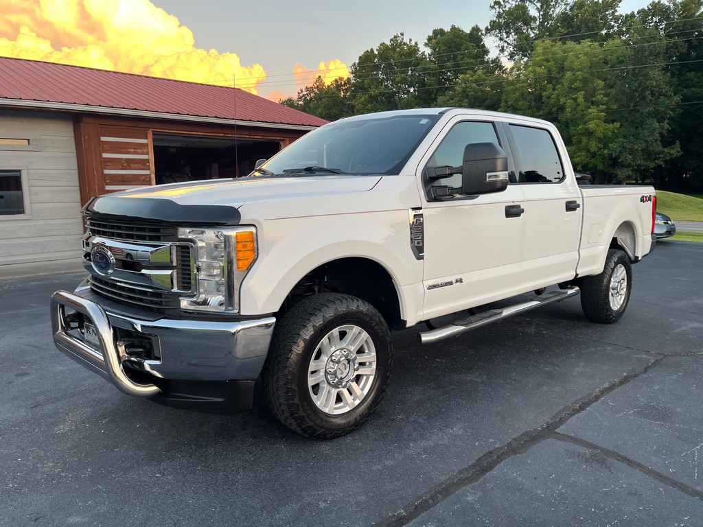 2017 Ford F-250 Image 3