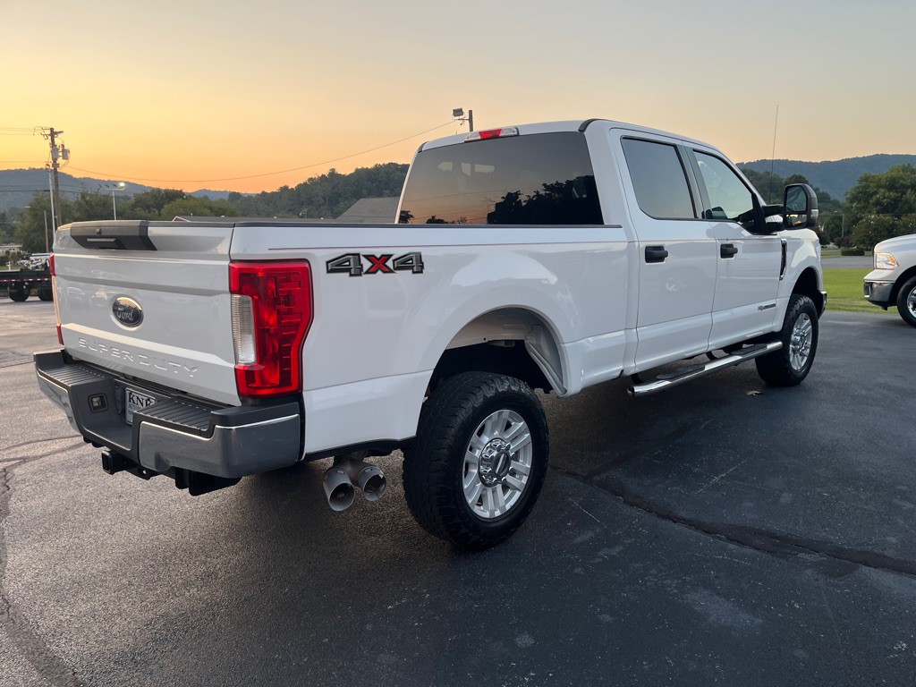 2017 Ford F-250 Image 6