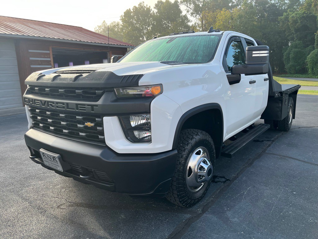 2021 Chevrolet Silverado 1500 Image 3