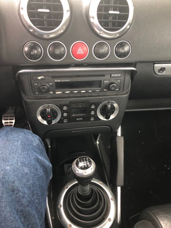 2003 Audi TT Image 5