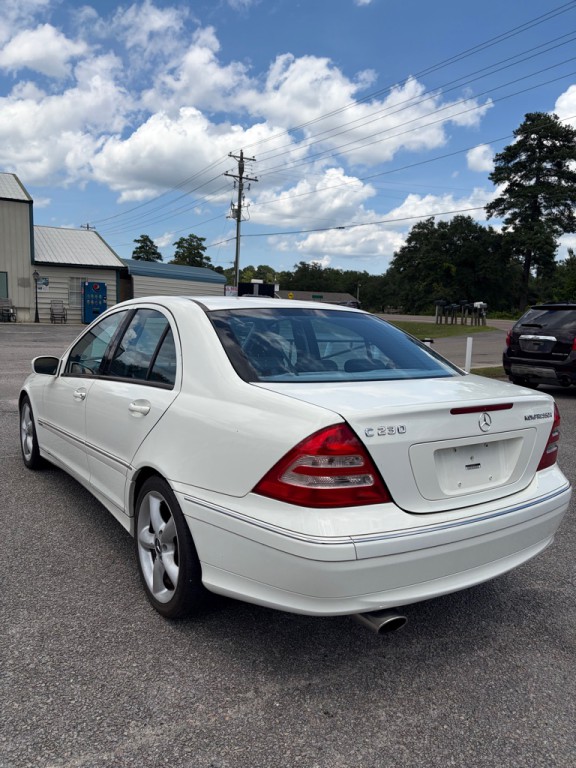 2004 Mercedes-Benz C-Class Image 6