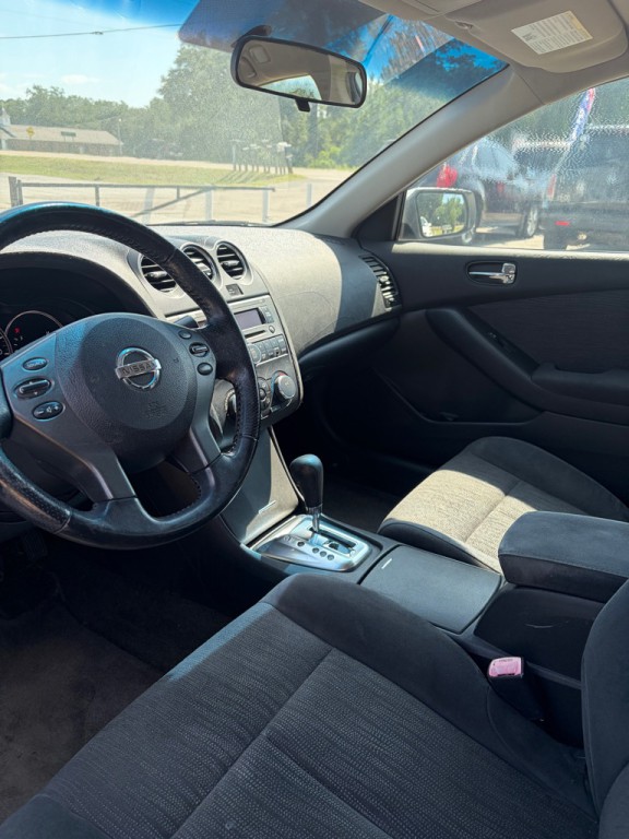 2011 Nissan Altima Image 3