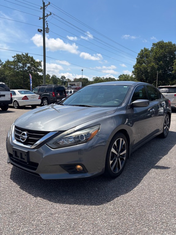 2016 Nissan Altima Image 1