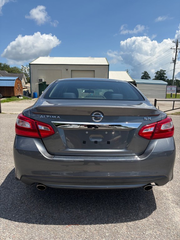 2016 Nissan Altima Image 7