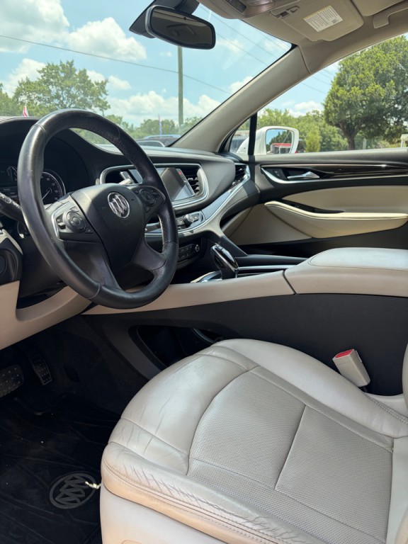 2018 Buick Enclave Image 3