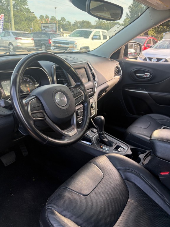 2021 Jeep Cherokee Image 2