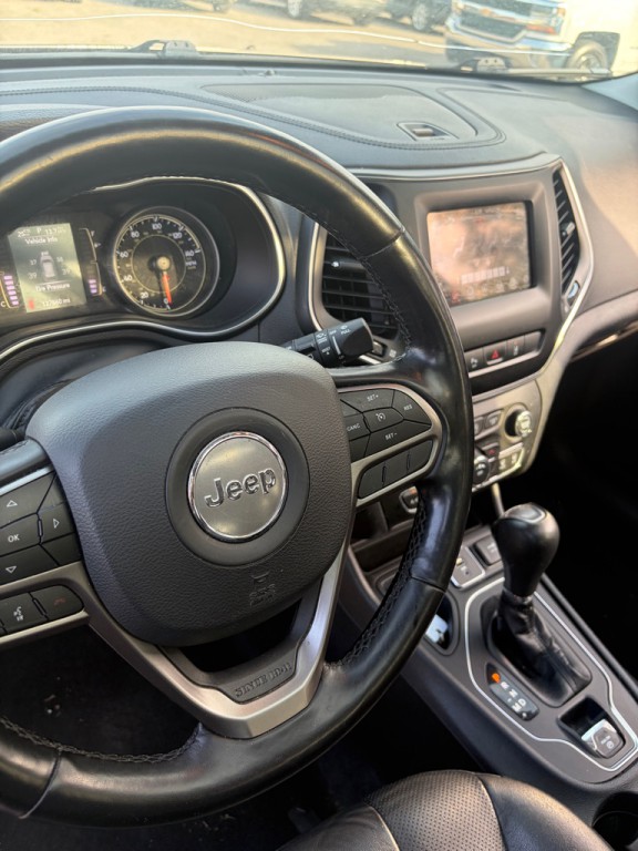 2021 Jeep Cherokee Image 3