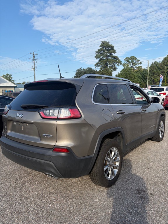 2021 Jeep Cherokee Image 10