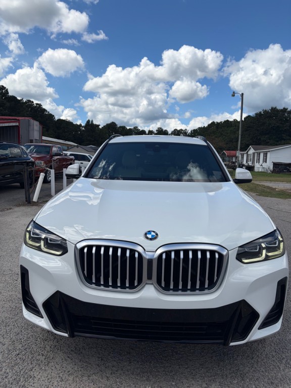 2022 BMW X3 Image 2