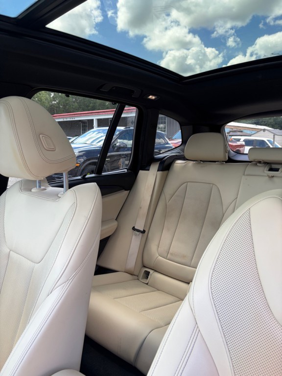 2022 BMW X3 Image 9