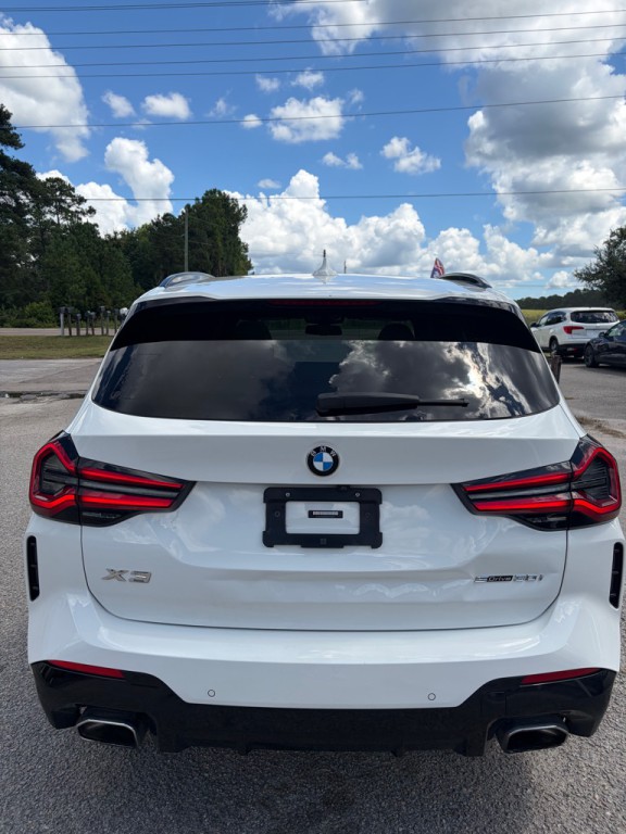 2022 BMW X3 Image 32