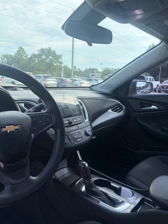 2019 Chevrolet Malibu Image 6