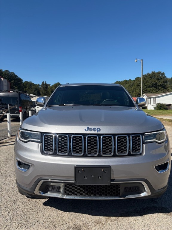 2018 Jeep Grand Cherokee Image 2