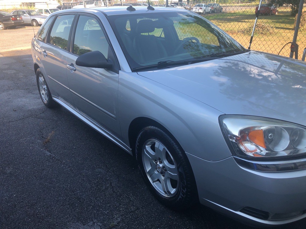2004 Chevrolet Malibu Image 2