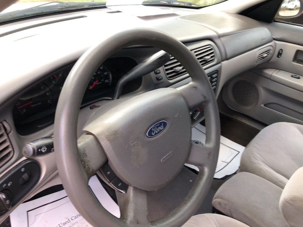 2005 Ford Taurus Image 5
