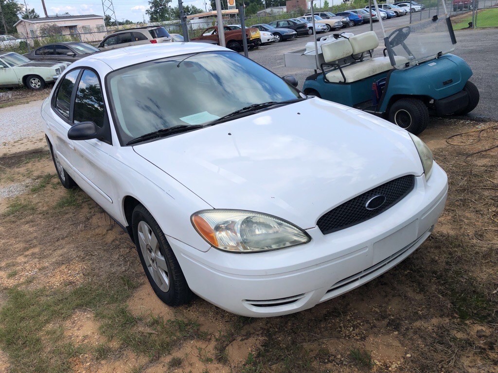 2005 Ford Taurus Image 9