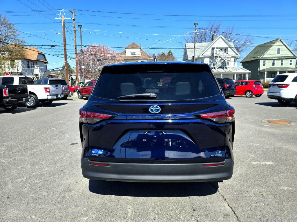 2021 Toyota Sienna Image 17