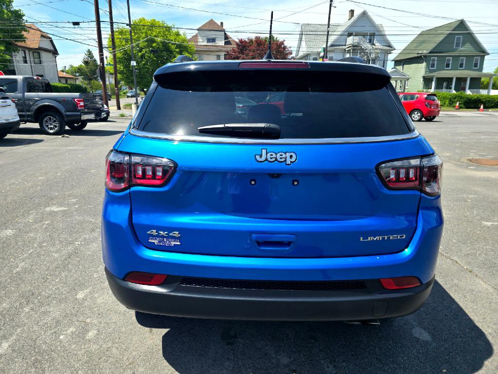2022 Jeep Compass Image 16