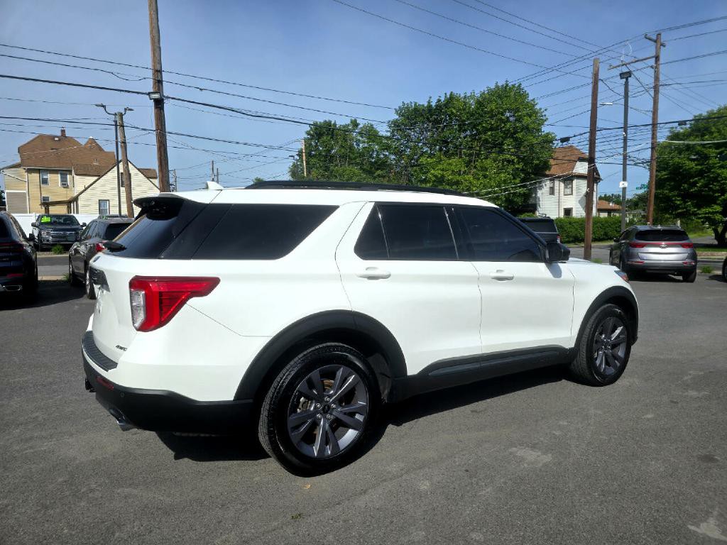 2023 Ford Explorer Image 4