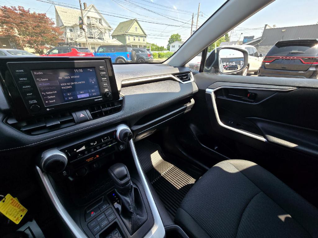 2022 Toyota Rav4 Image 10