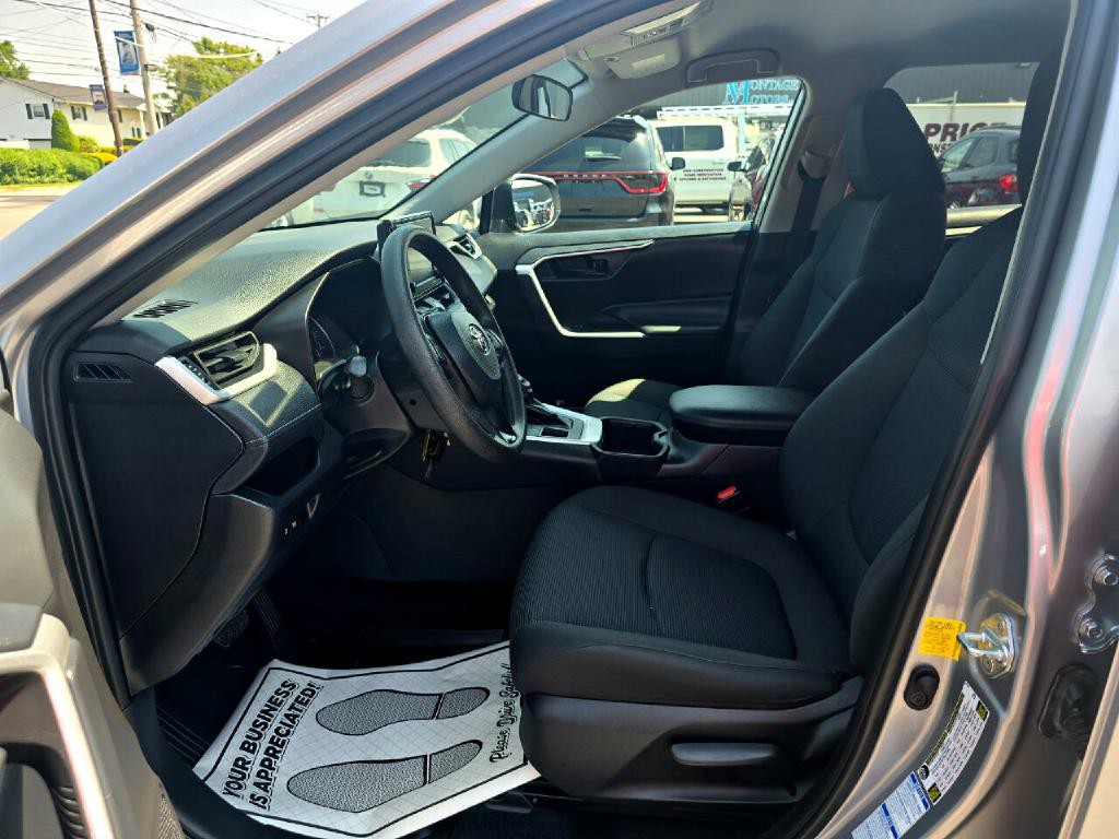 2022 Toyota Rav4 Image 11