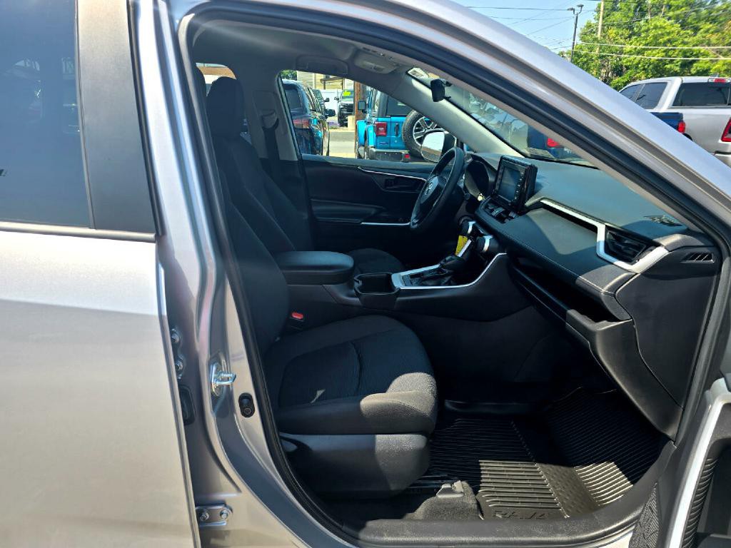 2022 Toyota Rav4 Image 14