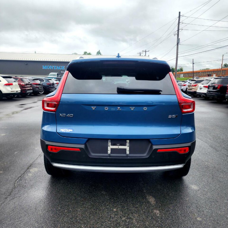 2023 Volvo XC40 Image 19