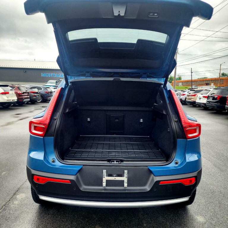 2023 Volvo XC40 Image 20