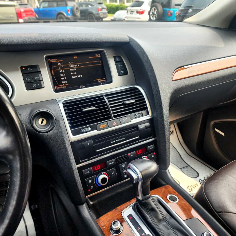 2014 Audi Q7 Image 10