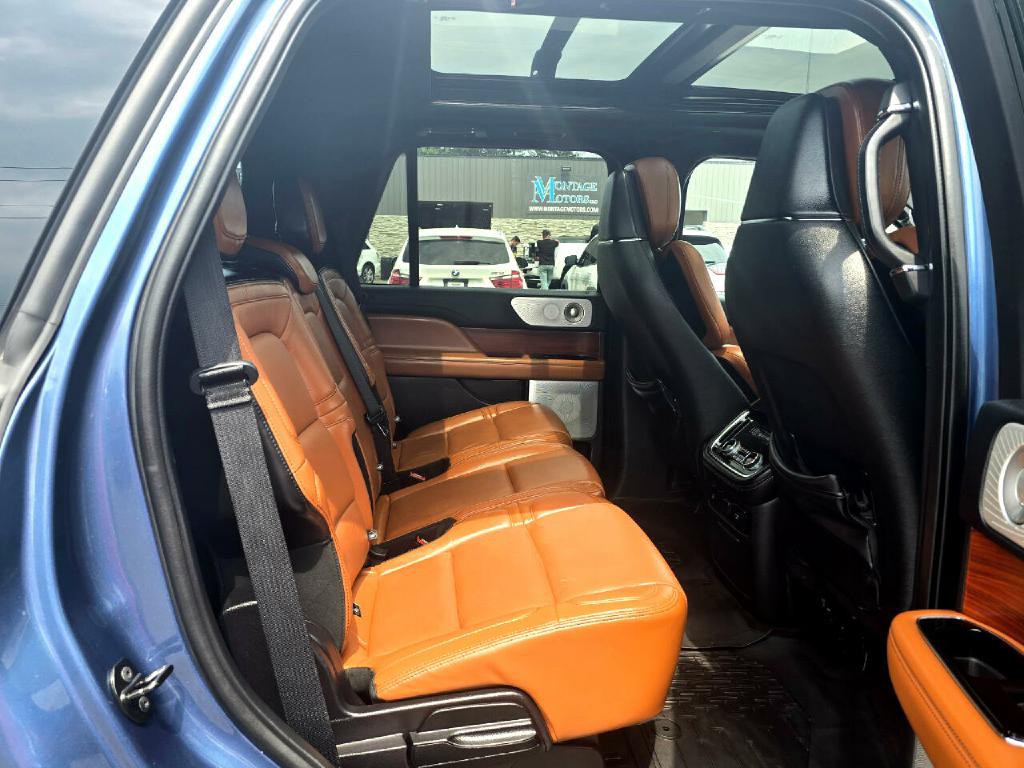 2020 Lincoln Navigator Image 16