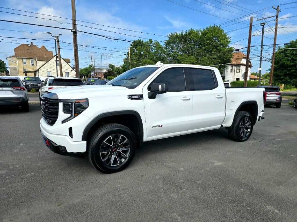 2023 GMC Sierra 1500 Image 2