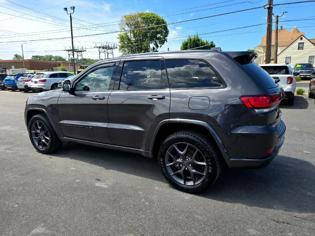 2021 Jeep Grand Cherokee Image 3