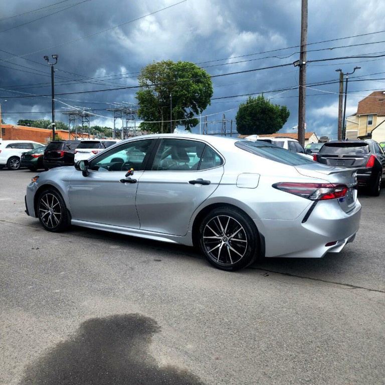 2023 Toyota Camry Image 3
