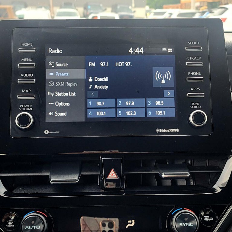 2023 Toyota Camry Image 18
