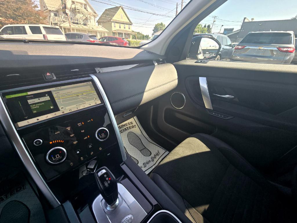 2020 Land Rover Discovery Sport Image 11