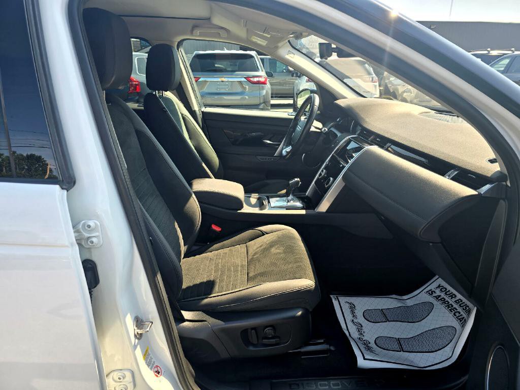 2020 Land Rover Discovery Sport Image 16