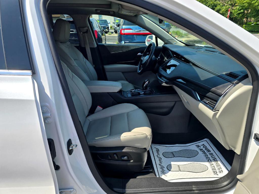 2019 Cadillac XT4 Image 16