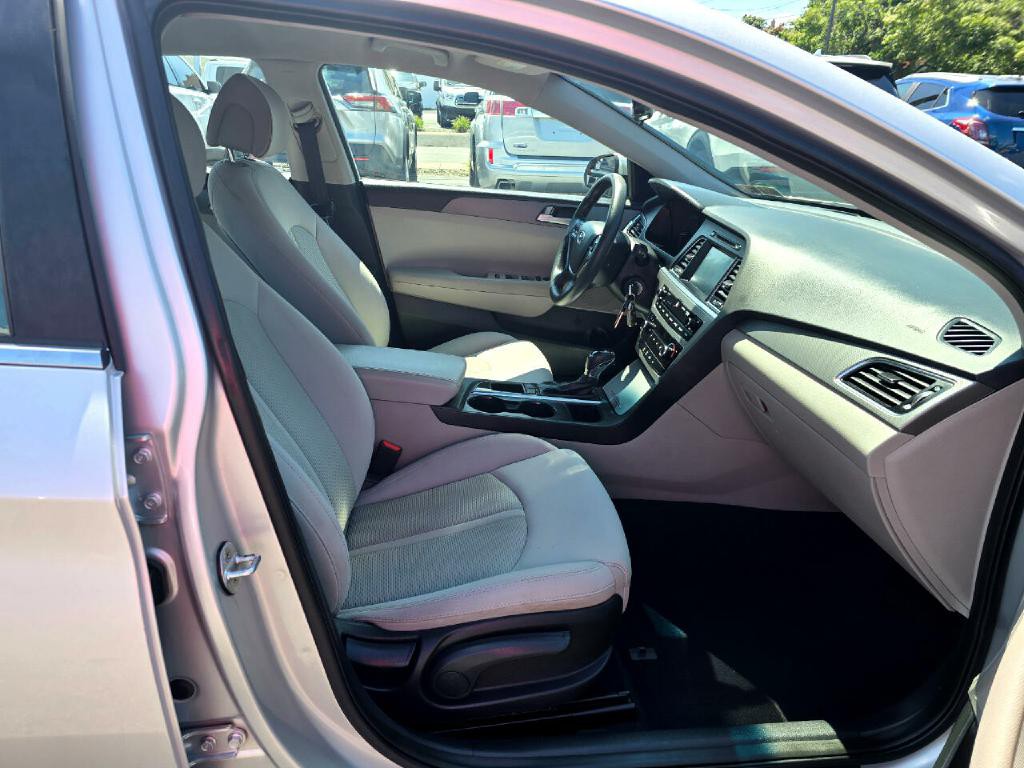 2016 Hyundai Sonata Image 14