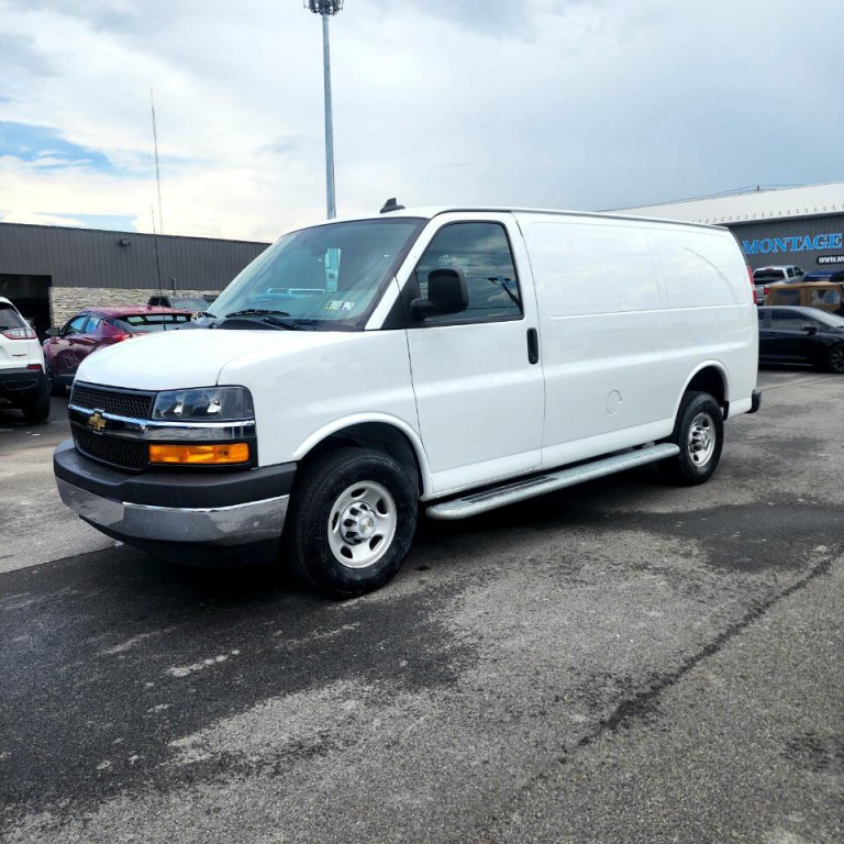 2023 Chevrolet Express Image 2