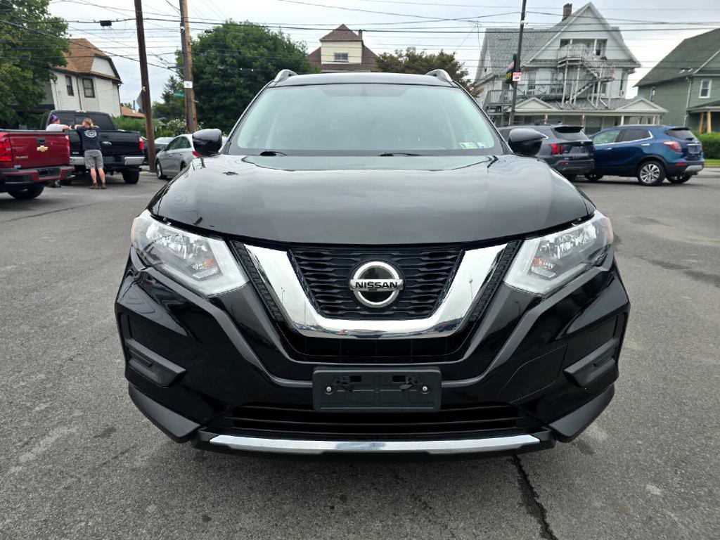 2018 Nissan Rogue Image 18