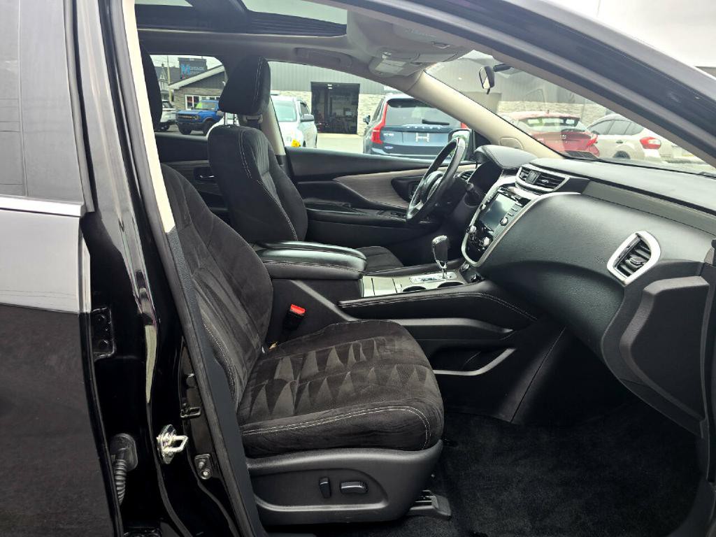 2016 Nissan Murano Image 16