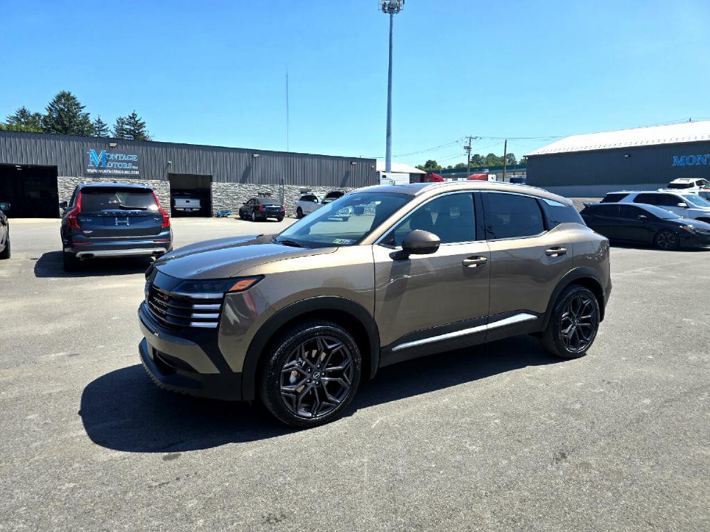 2025 Nissan Kicks Image 2