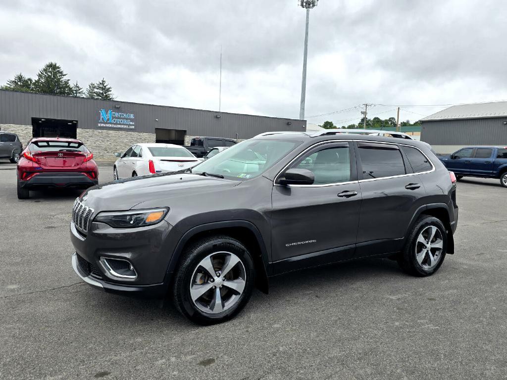 2019 Jeep Cherokee Image 2