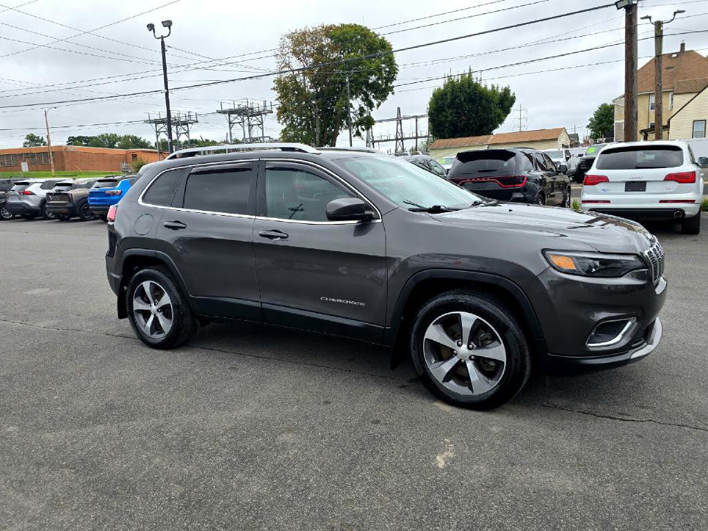 2019 Jeep Cherokee Image 5