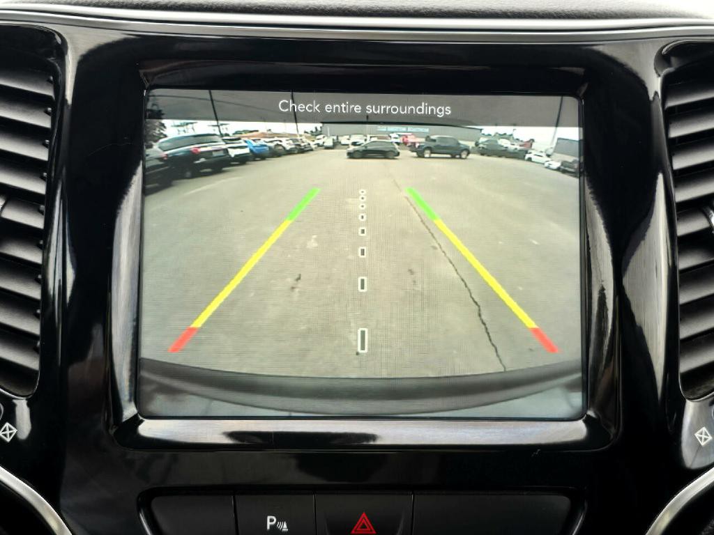 2019 Jeep Cherokee Image 9