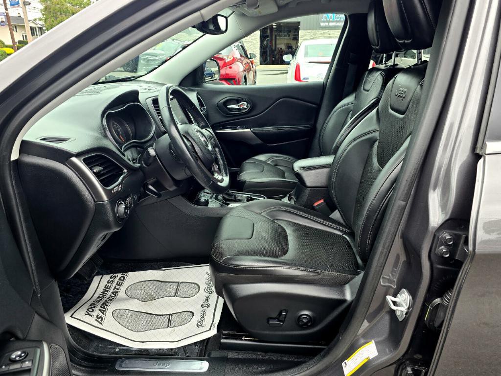 2019 Jeep Cherokee Image 11
