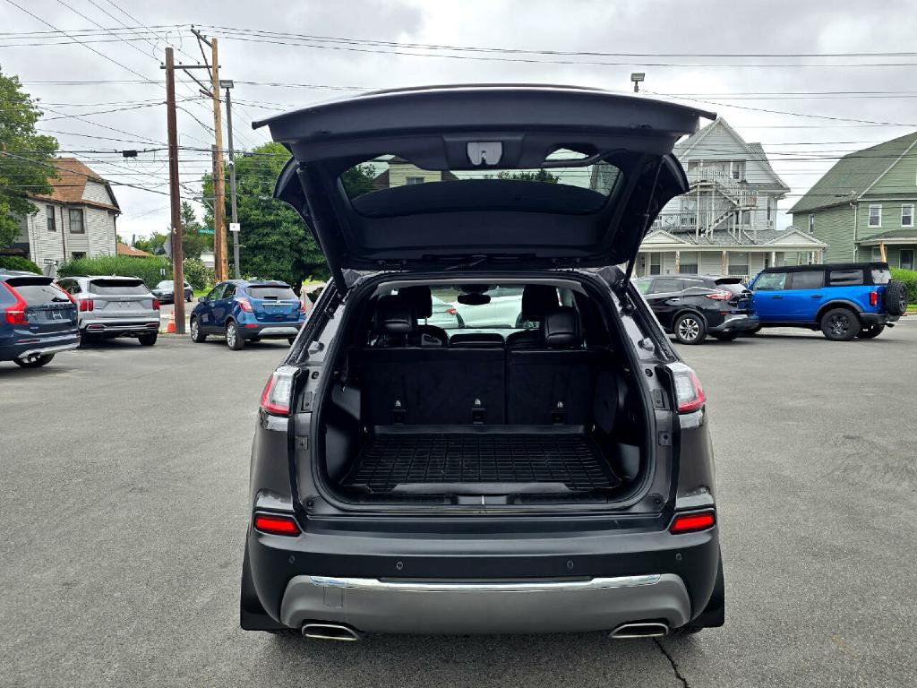 2019 Jeep Cherokee Image 16