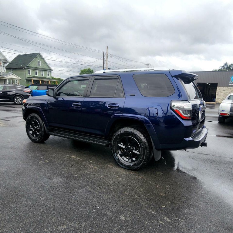 2018 Toyota 4Runner Image 3