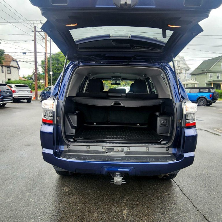 2018 Toyota 4Runner Image 19